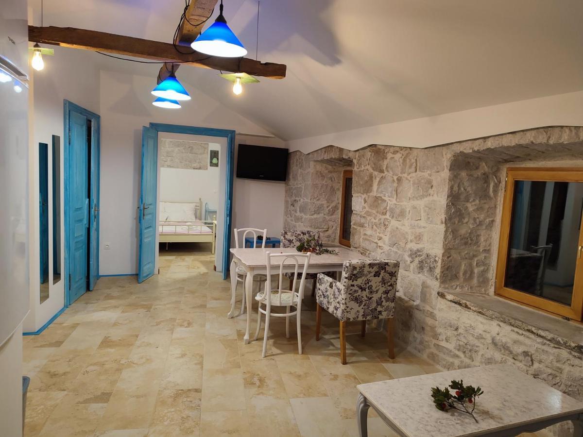 סרסר Apartmani Peljesac Sova מראה חיצוני תמונה