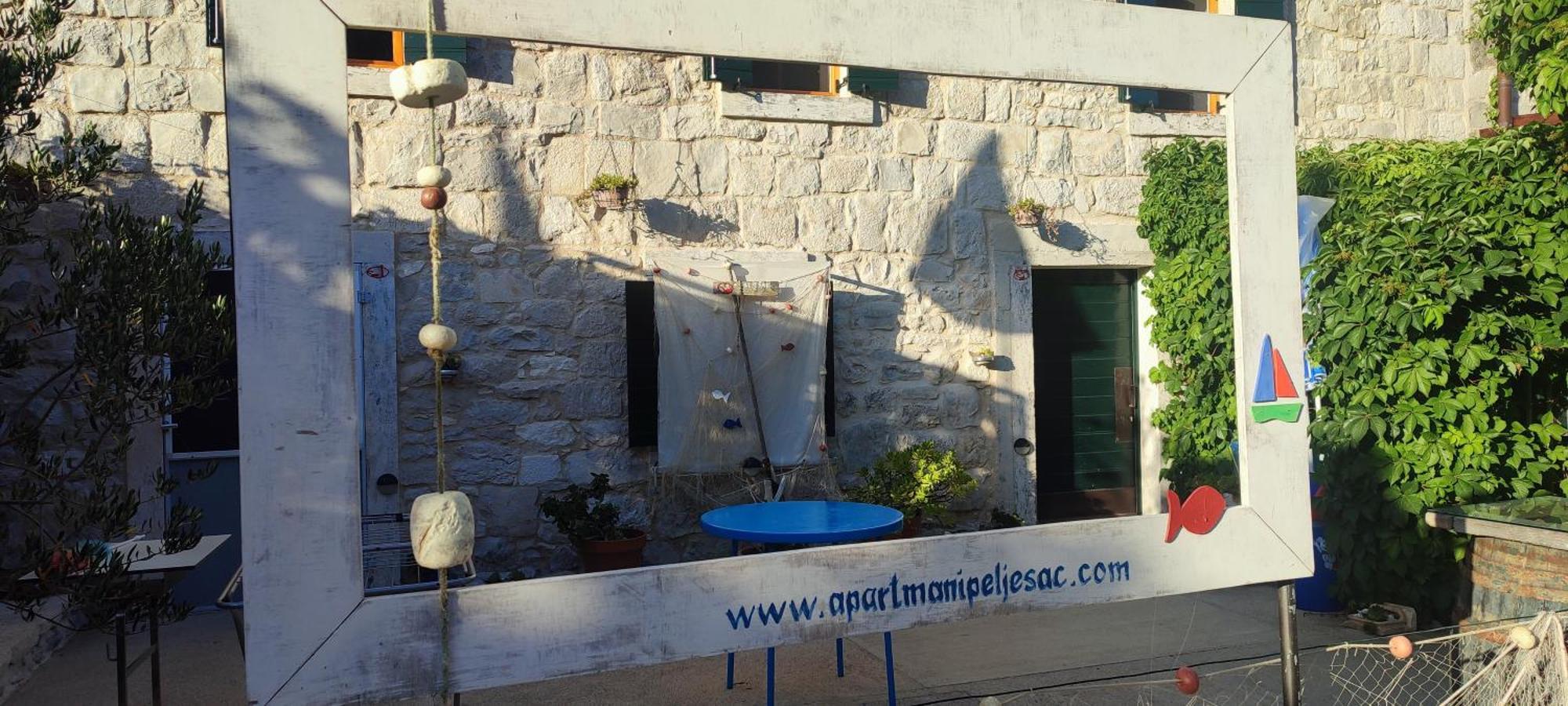 סרסר Apartmani Peljesac Sova מראה חיצוני תמונה